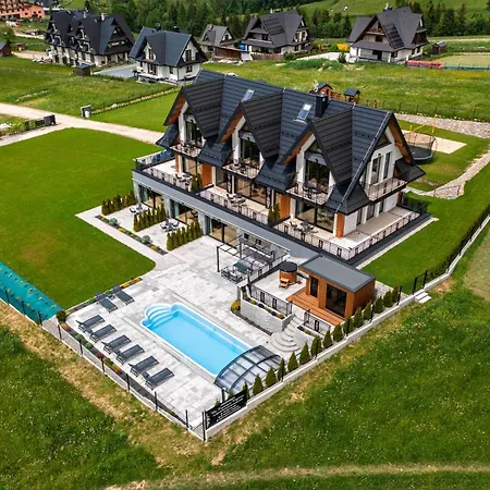 Appartement Widokowe Na Kepiatym Wzgorzu & Wellness Czarna Góra